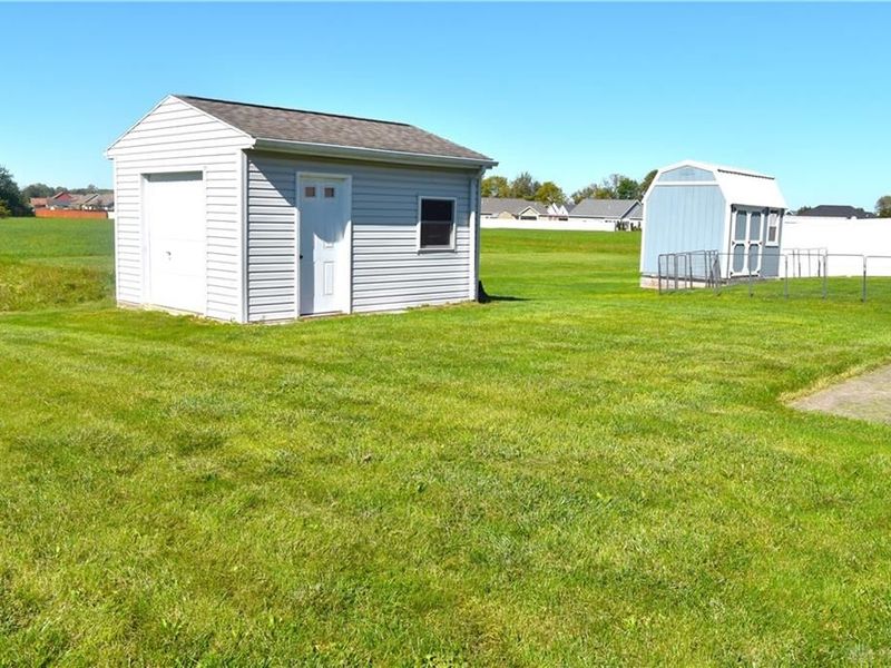 2104 Indian Ridge Drive, Piqua, OH 45356 Photo 37