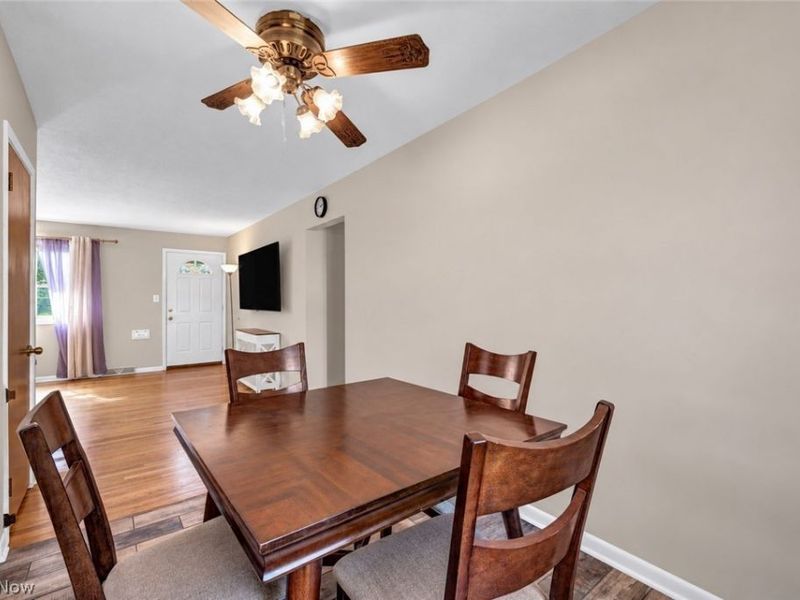 9102 Harrow Drive, Parma, OH 44129 Photo 11