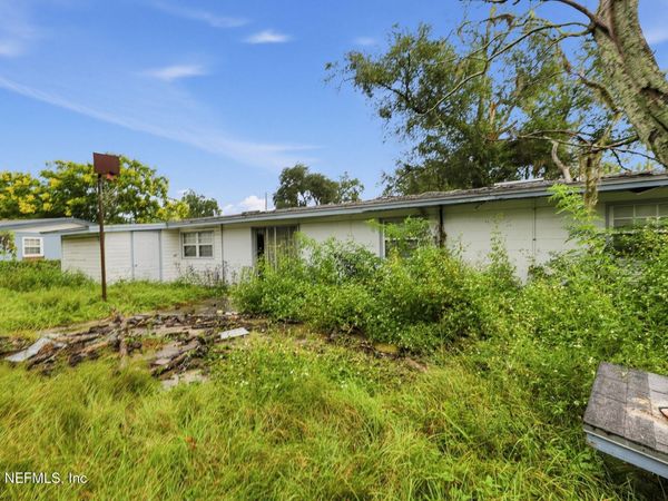 7521 PINNACLE Drive, Jacksonville, FL 32221