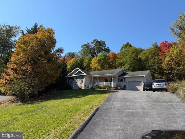 171 SOUTHRIDGE DRIVE, BERKELEY SPRINGS, WV 25411