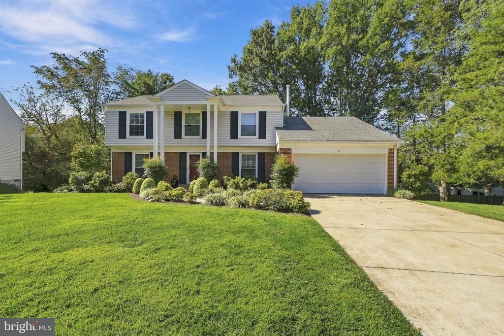 6 WANDERING TRAIL COURT, POTOMAC, MD 20854