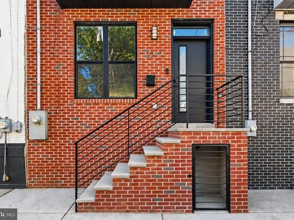2242 N HOWARD STREET, PHILADELPHIA, PA 19133