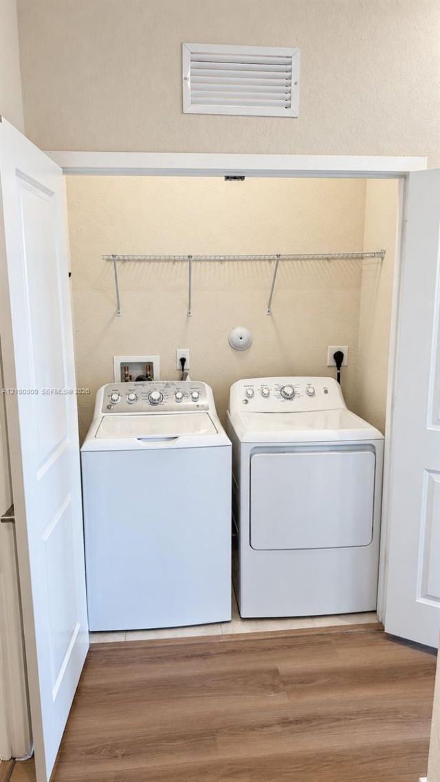 10907 SW 233rd St , Homestead, FL 33032 Photo