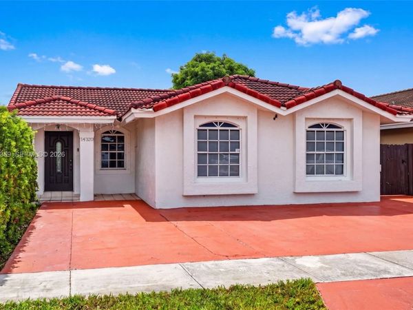 14320 SW 147th Ct , Miami, FL 33196