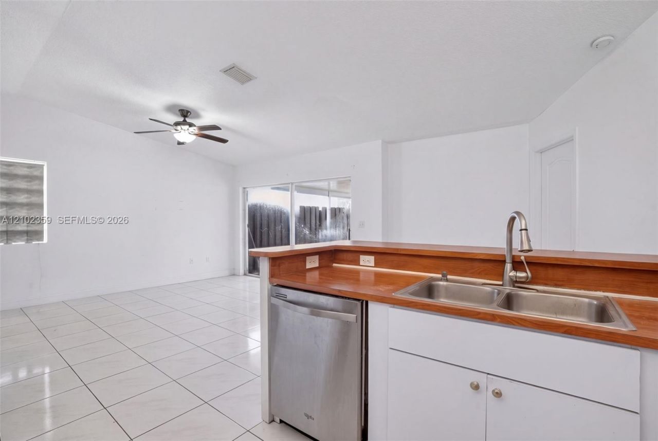 14320 SW 147th Ct , Miami, FL 33196 Photo