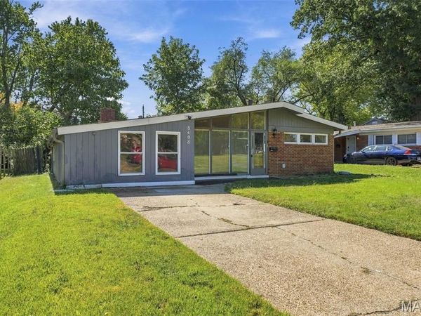 8408 Chalons Court , Berkeley, MO 63134