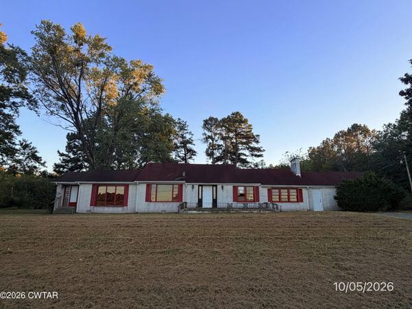 10145 Tennessee 54 , Paris, TN 38242