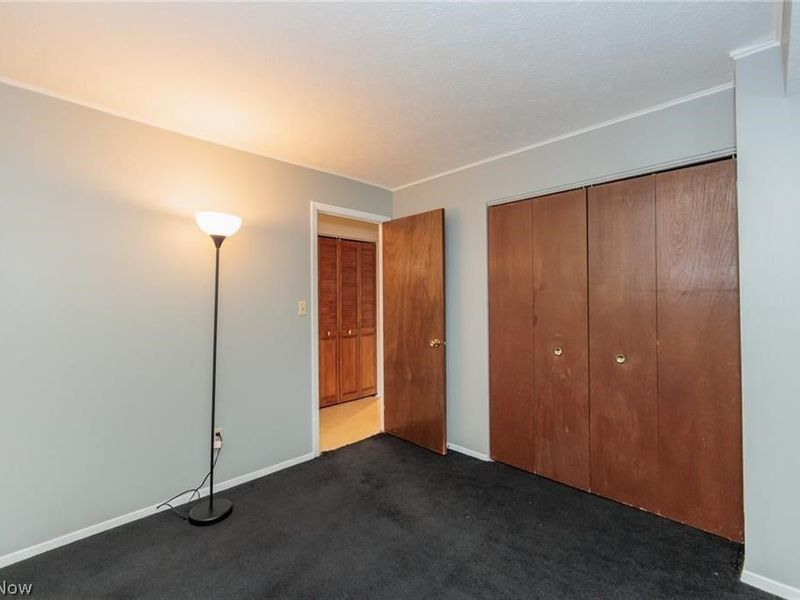 16480 Heather Lane, Unit 303, Middleburg Heights, OH 44130 Photo 31