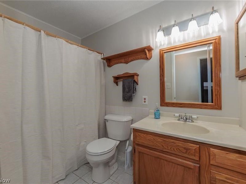 16480 Heather Lane, Unit 303, Middleburg Heights, OH 44130 Photo 34