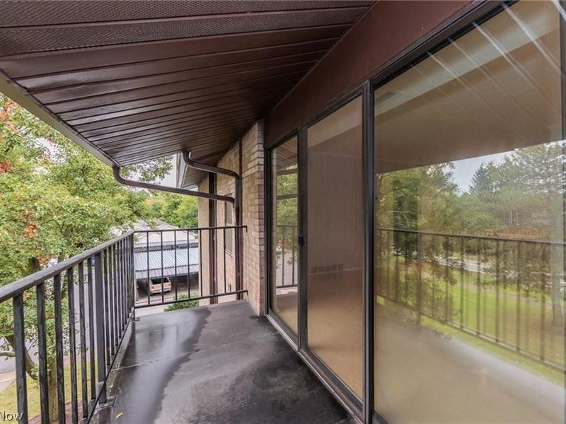 16480 Heather Lane, Unit 303, Middleburg Heights, OH 44130 Photo 40