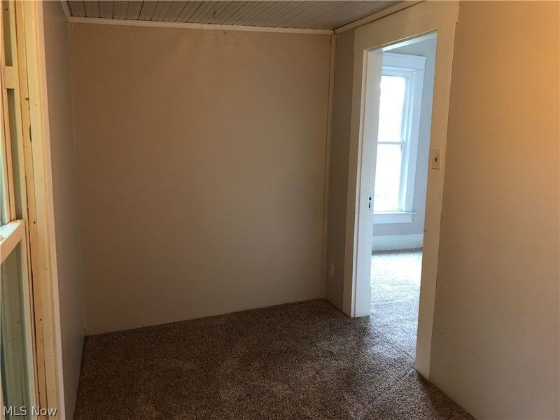 942 Locust Avenue, Zanesville, OH 43701 Photo 12