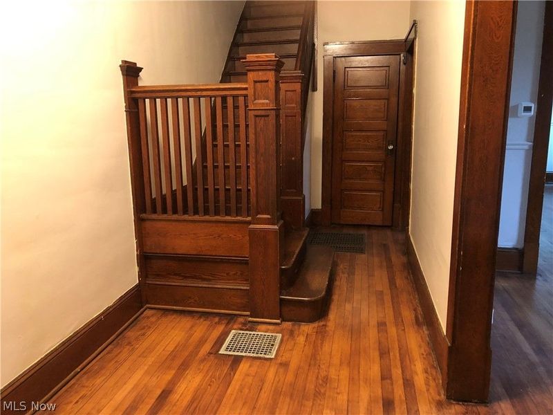 942 Locust Avenue, Zanesville, OH 43701 Photo 2