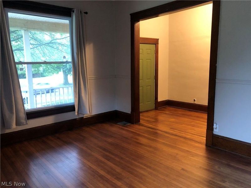 942 Locust Avenue, Zanesville, OH 43701 Photo 3
