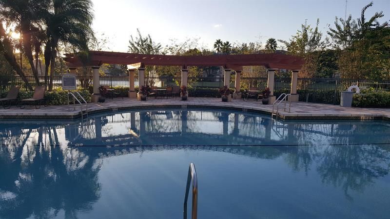 4163 N Haverhill Road, Unit 1211, West Palm Beach, FL 33417 Photo