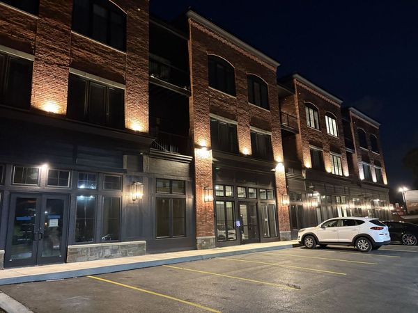 128 E State Street , Unit 207, Geneva, IL 60134