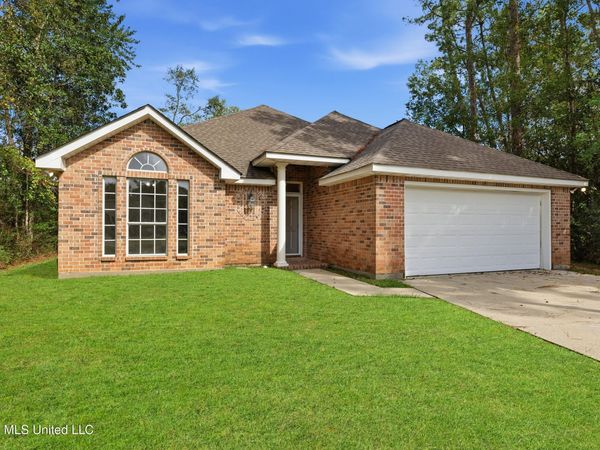 8316 Kaleki Court, Diamondhead, MS 39525
