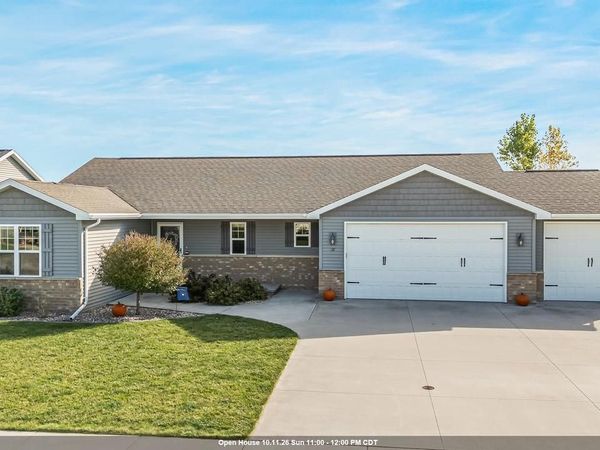 1411 MERA LANE, Kaukauna, WI 54130