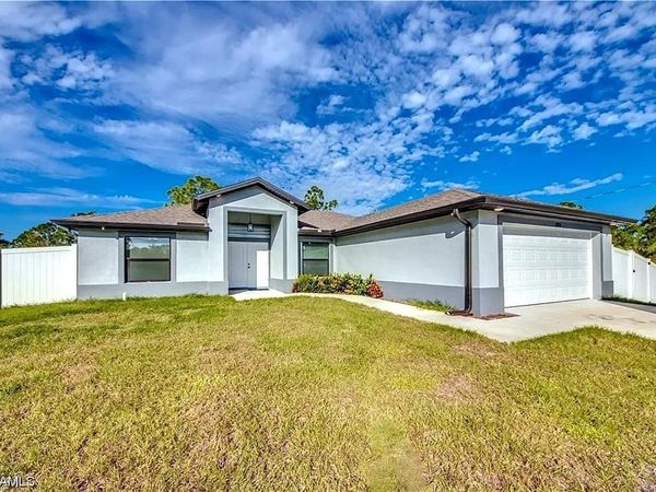 1703 Edison AVE , LEHIGH ACRES, FL 33972
