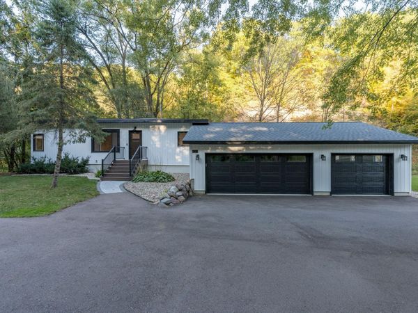 933 Thompson Ravine Road, Mankato, MN 56001