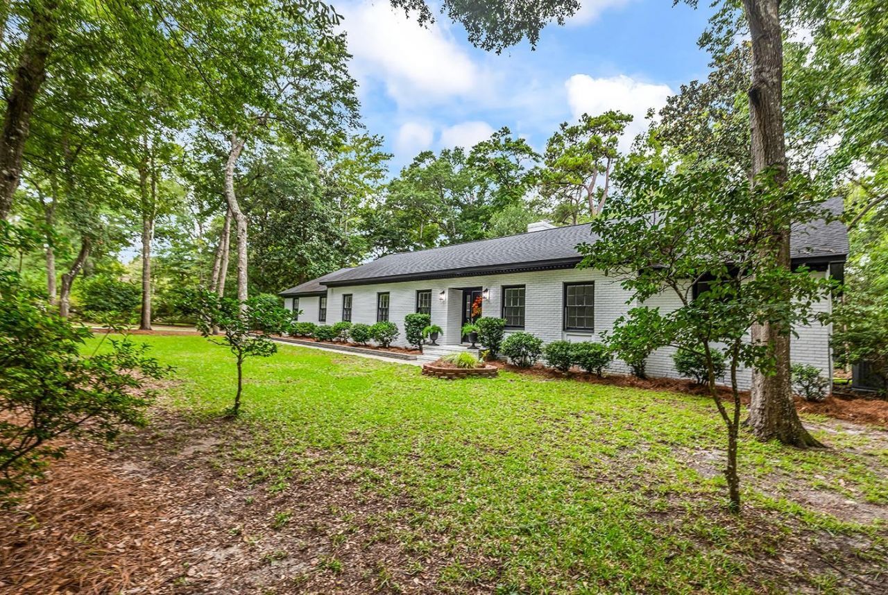 67 Cypress Ln. Photo 43