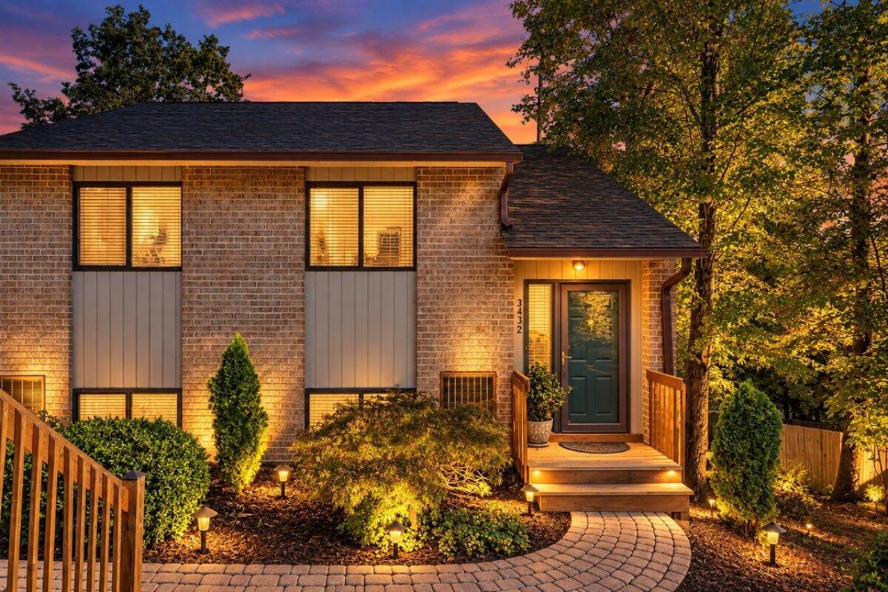 3432 Morning Dove Rd, Roanoke, VA 24018 Main Photo