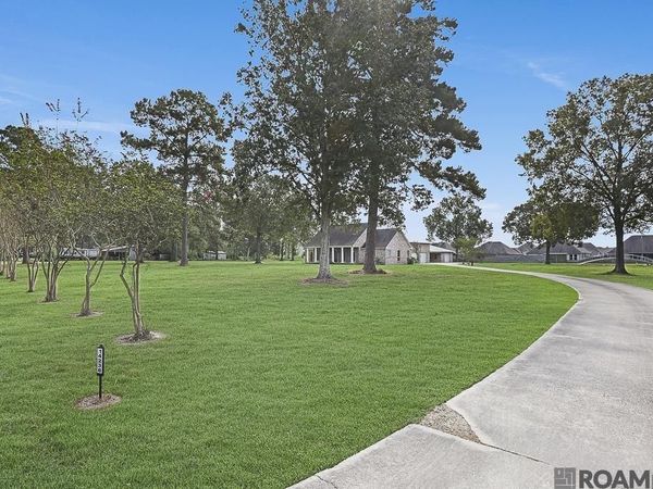14238 Brown Rd, Denham Springs, LA 70726