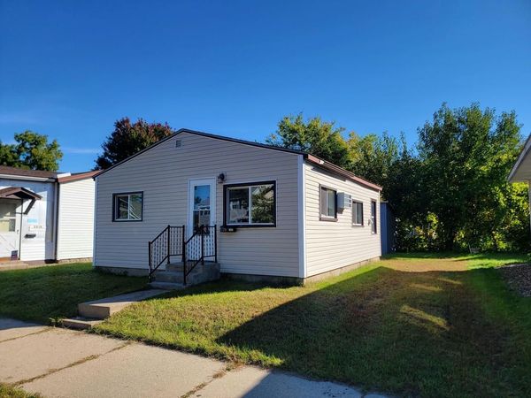 2006 Prospect STREET, La Crosse, WI 54603
