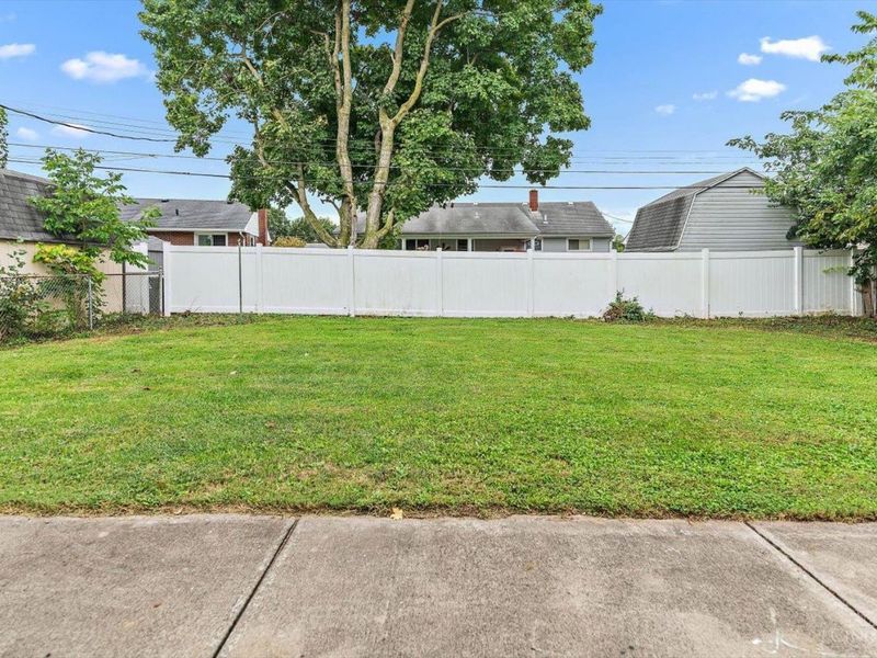 81 Carlton Drive, Hamilton, OH 45015 Photo 28