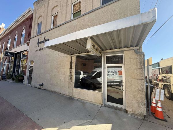 108 Washington Street, Decorah, IA 52101