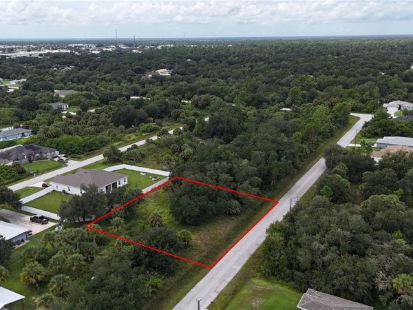 19085 MASCOMA AVENUE , PORT CHARLOTTE, FL 33954