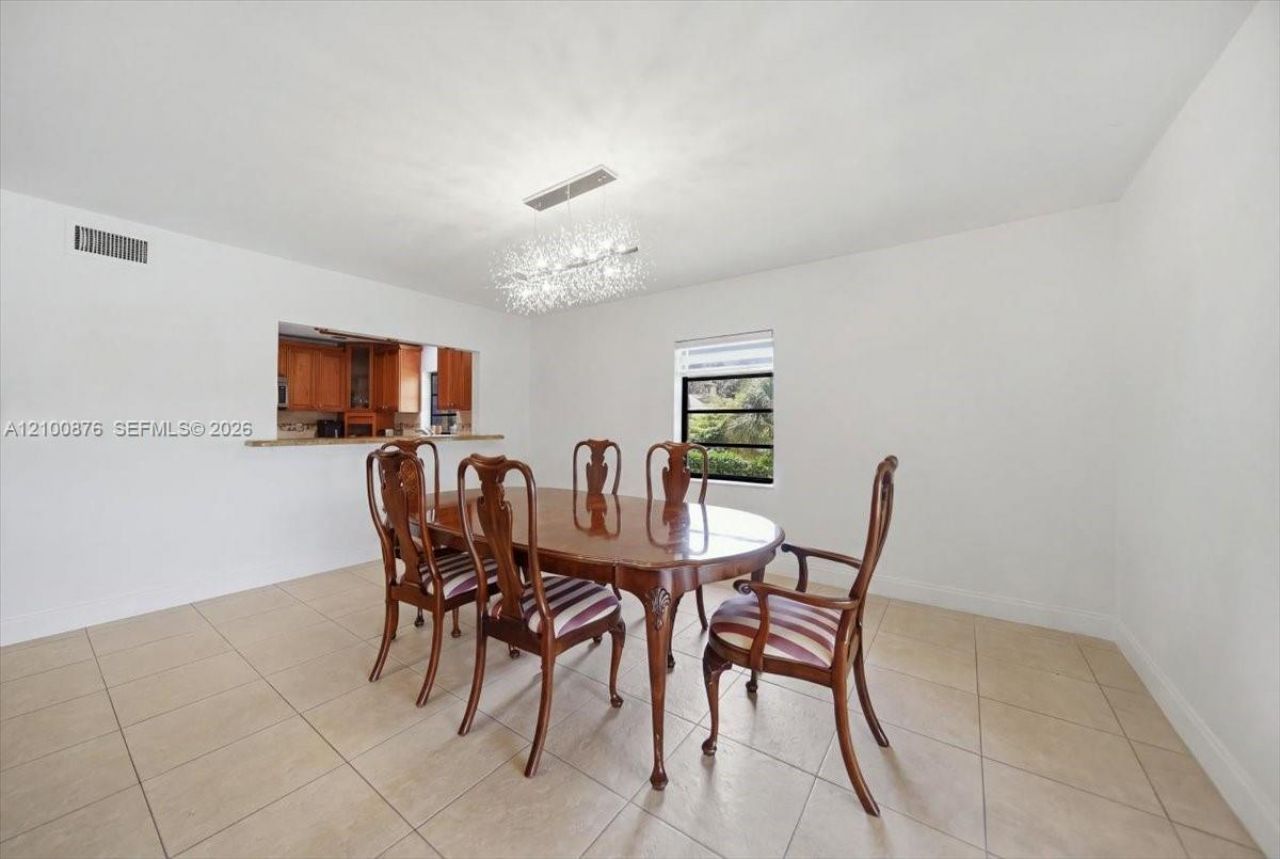 401 NW 127th Ave, Unit 7, Plantation, FL 33325 Photo