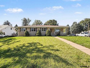 5006 S 128th Street, Omaha, NE 68137