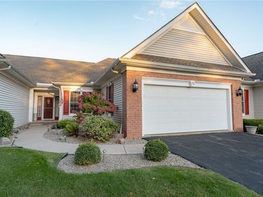 75 Ashbrook Circle, Webster, NY 14580