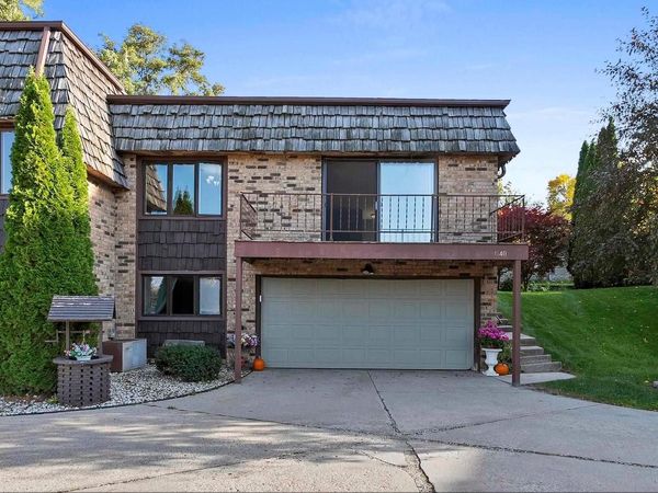 1140 MT MARY DRIVE, Green Bay, WI 54311