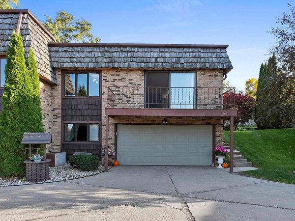 1140 MT MARY DRIVE, Green Bay, WI 54311