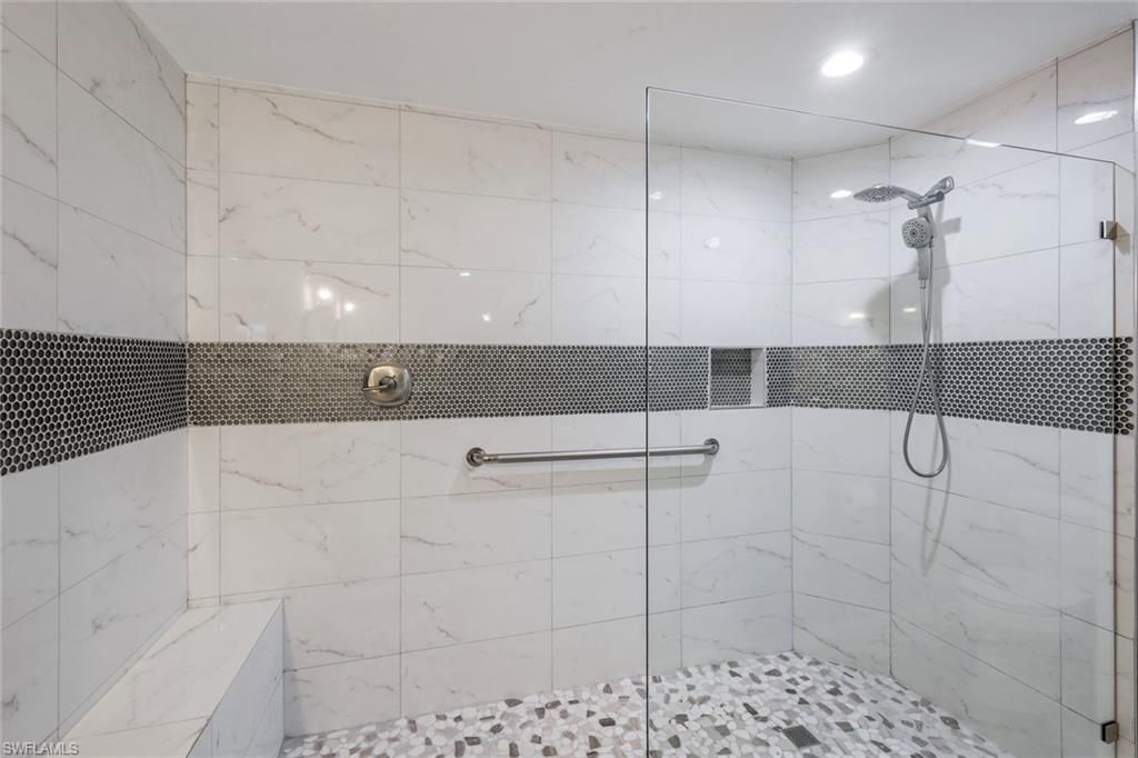13061 Hamilton Harbour Dr, Unit R2, Naples, FL 34110 Photo