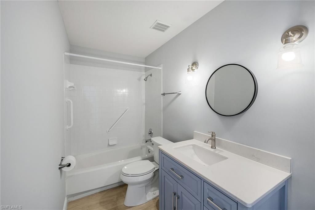 13061 Hamilton Harbour Dr, Unit R2, Naples, FL 34110 Photo