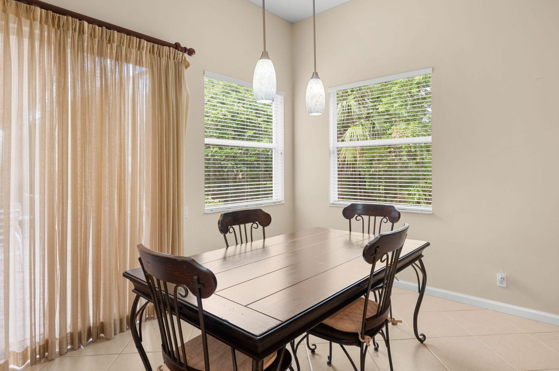 483 NW Blue Lake Drive, Port Saint Lucie, FL 34986 Photo