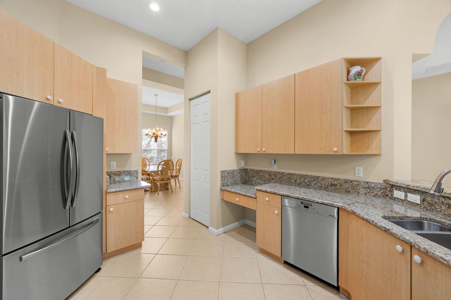 483 NW Blue Lake Drive, Port Saint Lucie, FL 34986 Photo