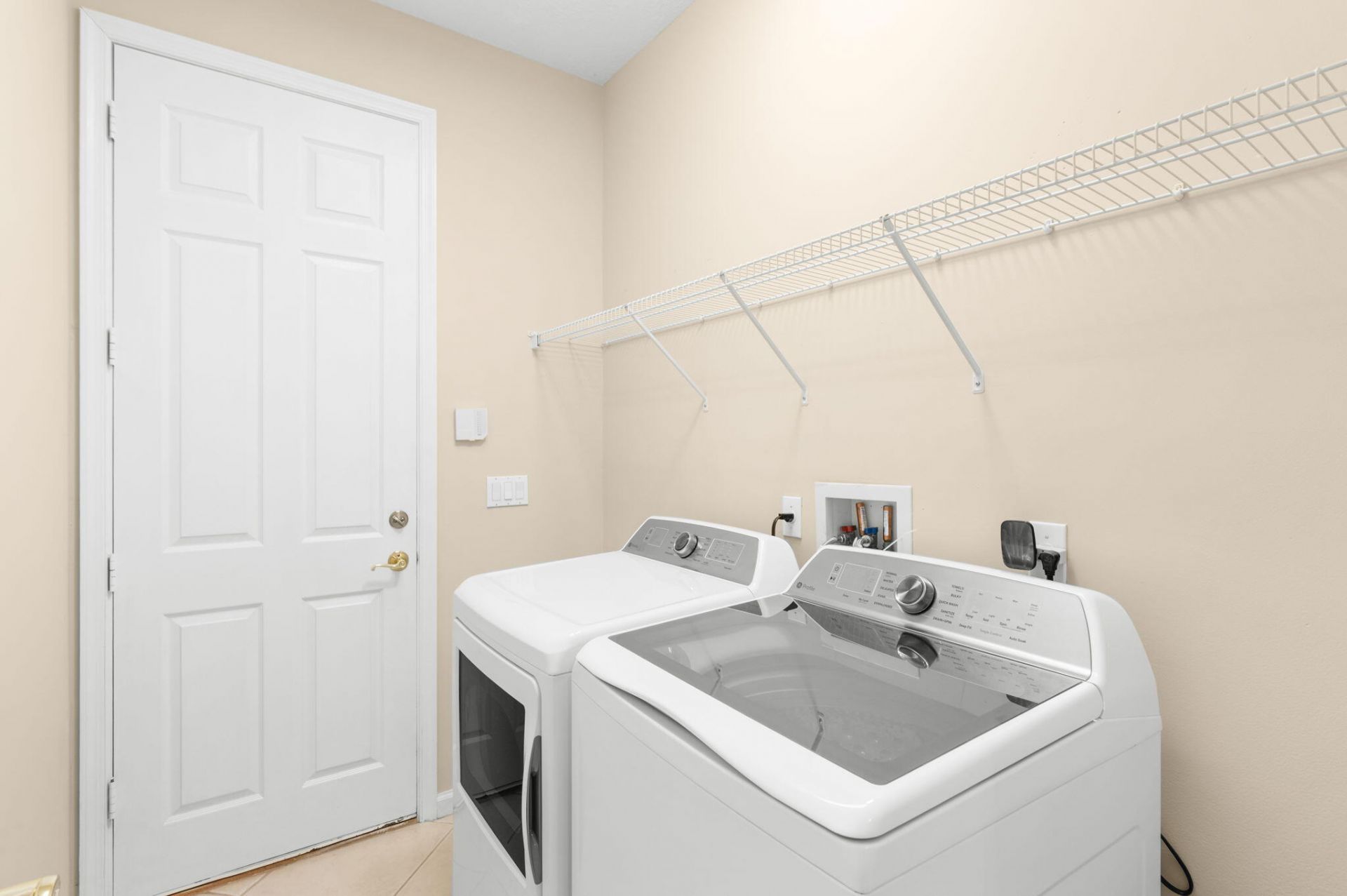 483 NW Blue Lake Drive, Port Saint Lucie, FL 34986 Photo