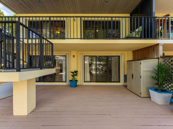 391 10th Street, KEY COLONY, FL 33051