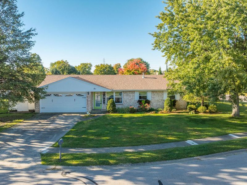2 Apache Court, Tipp City, OH 45371 Photo 1