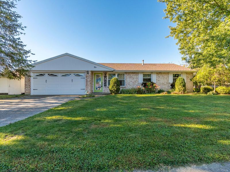 2 Apache Court, Tipp City, OH 45371 Photo 2