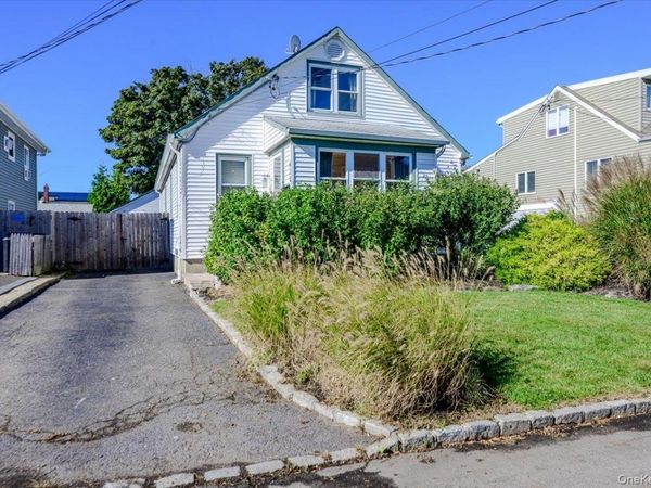 412 Fire Island Avenue , Babylon, NY 11702