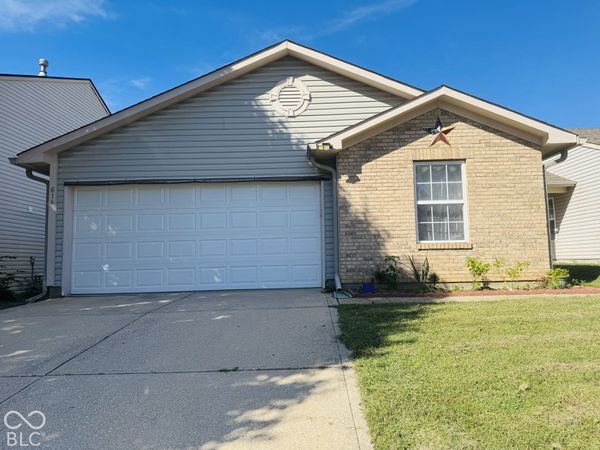 614 Deer Trail, Indianapolis, IN 46217