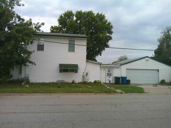 503 Mcarthur St, Muscatine, IA 52761