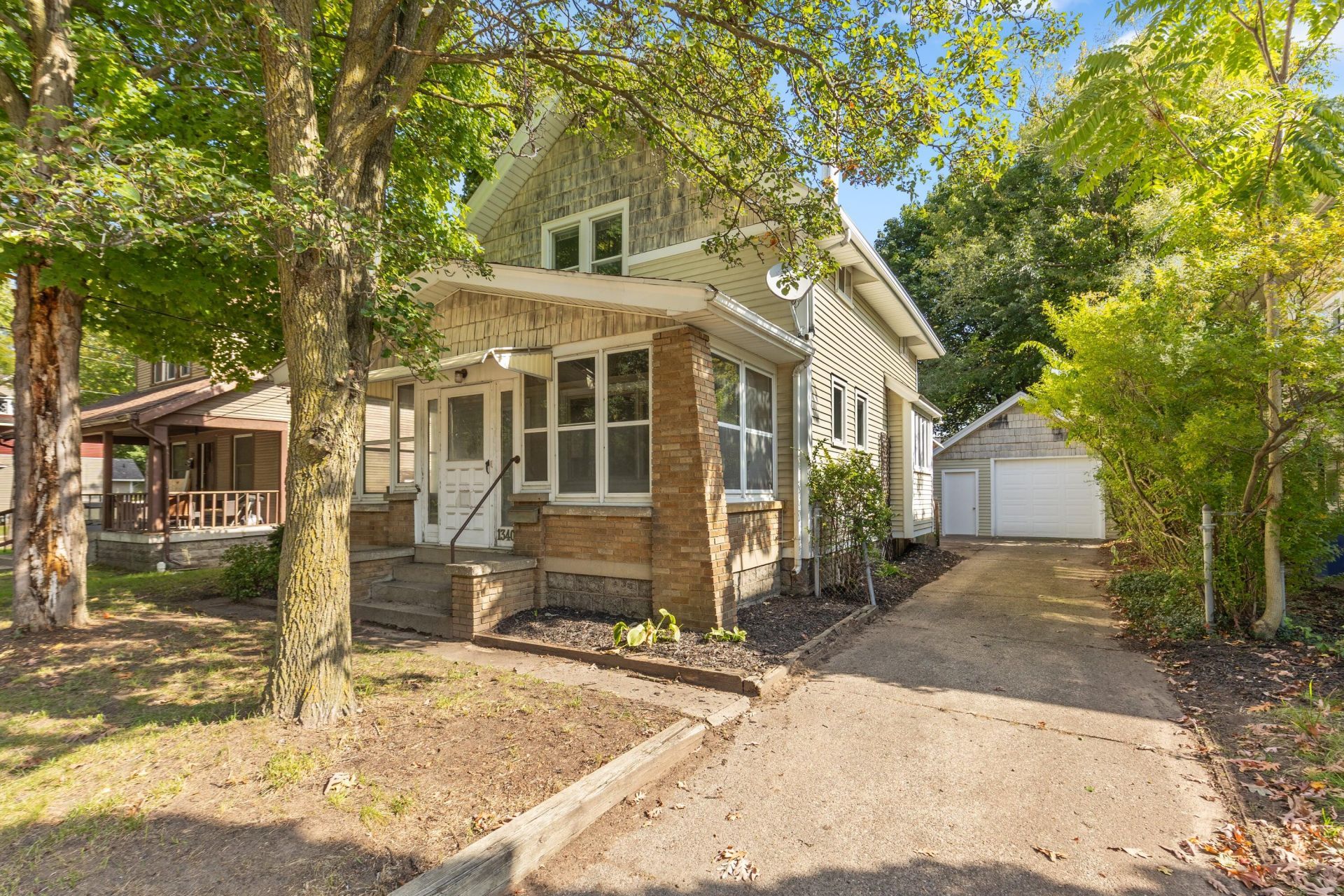1340 Eastern Avenue Se, Grand Rapids, MI 49507 Main Photo