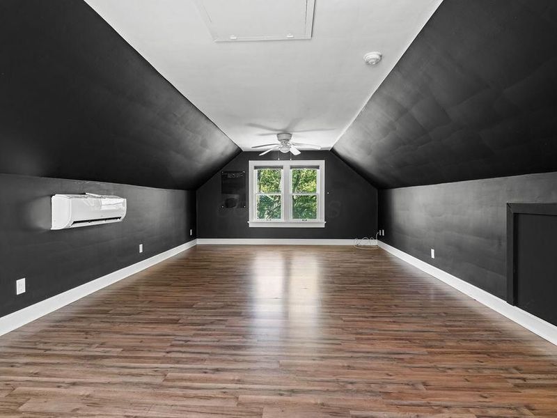 859 College Avenue , Columbus, OH 43209 Photo 31