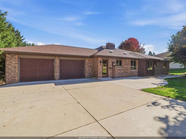 291 EVERGREEN ROAD, Mount Calvary, WI 53047