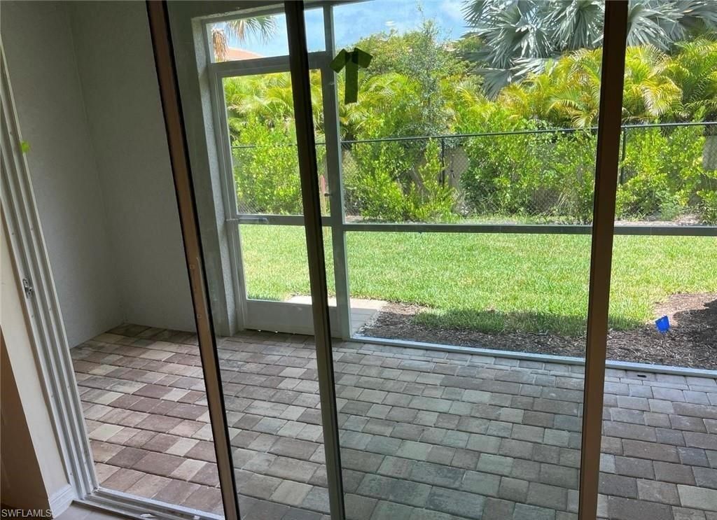 15461 Wildflower Cir, Naples, FL 34119 Photo